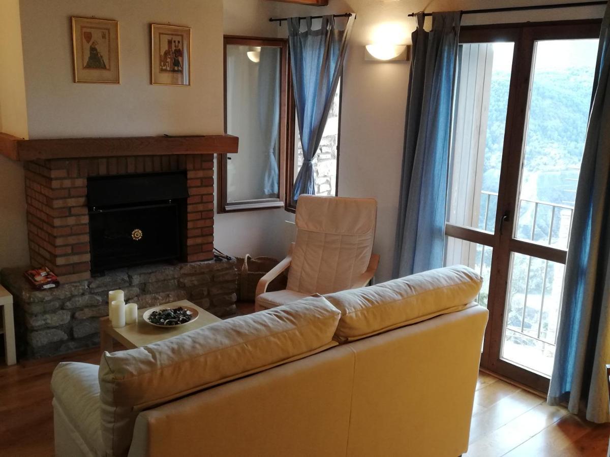 Coqueto Apartamento Duplex En Рода-де-Ісабена Екстер'єр фото