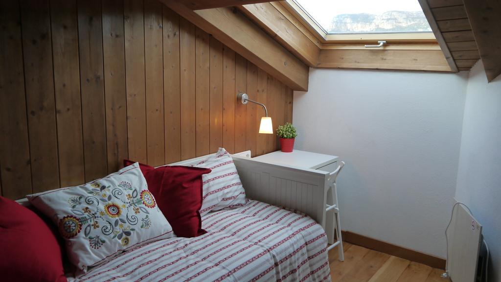 Coqueto Apartamento Duplex En Рода-де-Ісабена Екстер'єр фото
